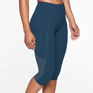 Athleta All In Crop Leggings
